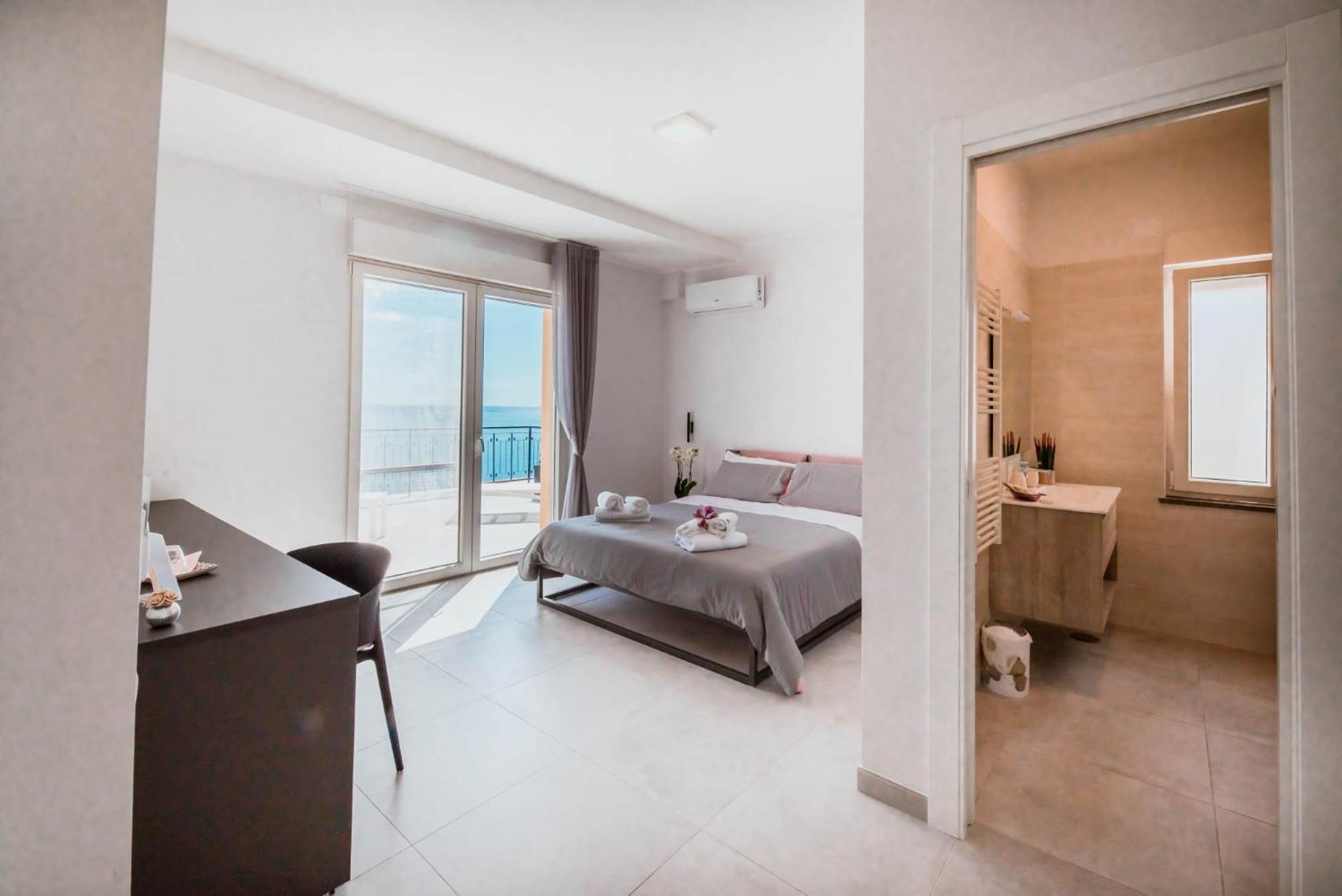 Blu Marine Bed & Breakfast Catanzaro Ngoại thất bức ảnh